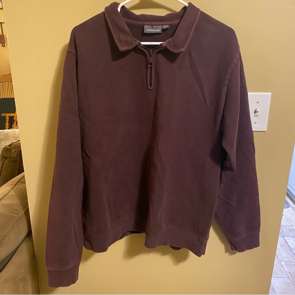 Men’s maroon quarter zip pullover